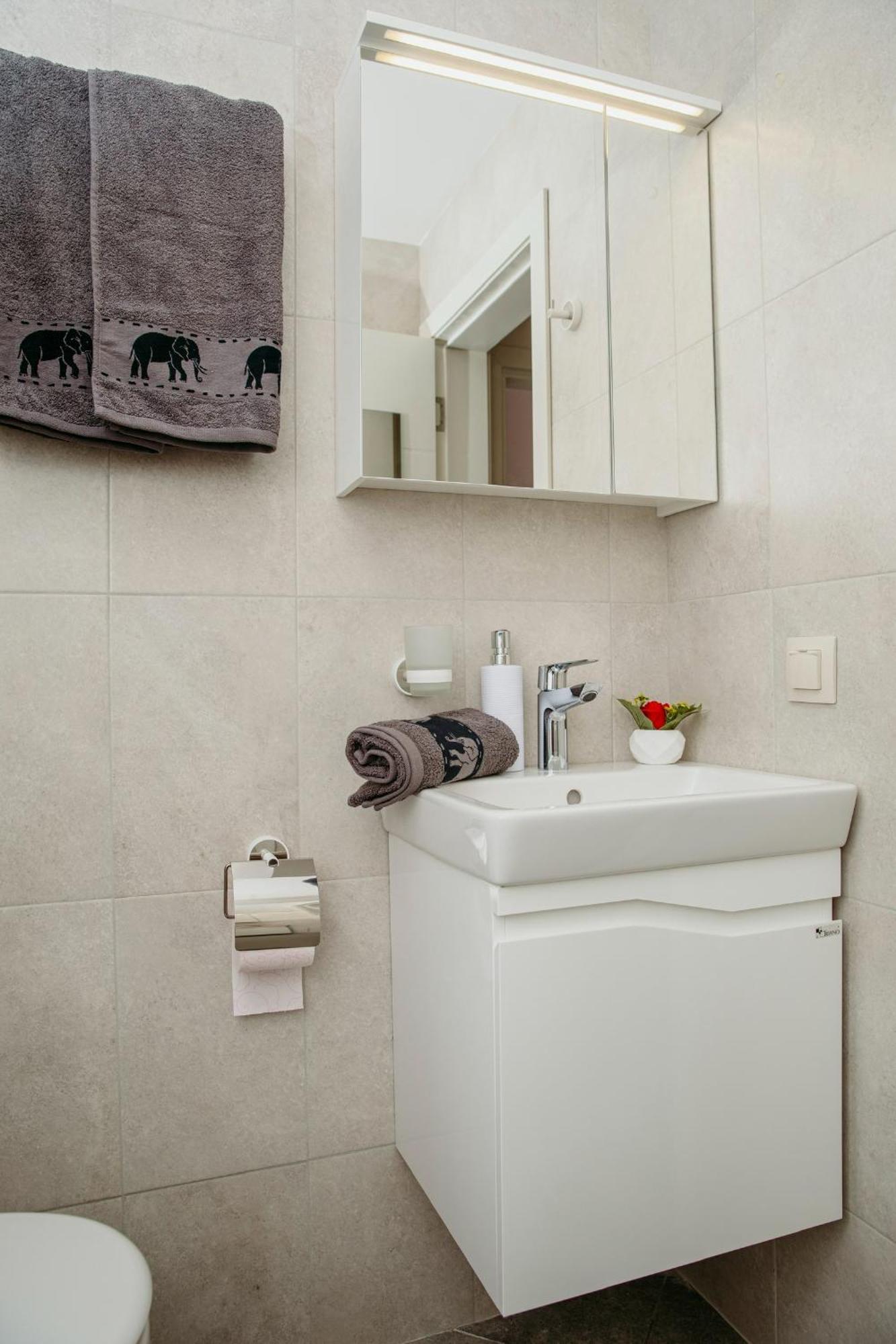 Rose Valley Apartment Kazanlŭk Exterior foto